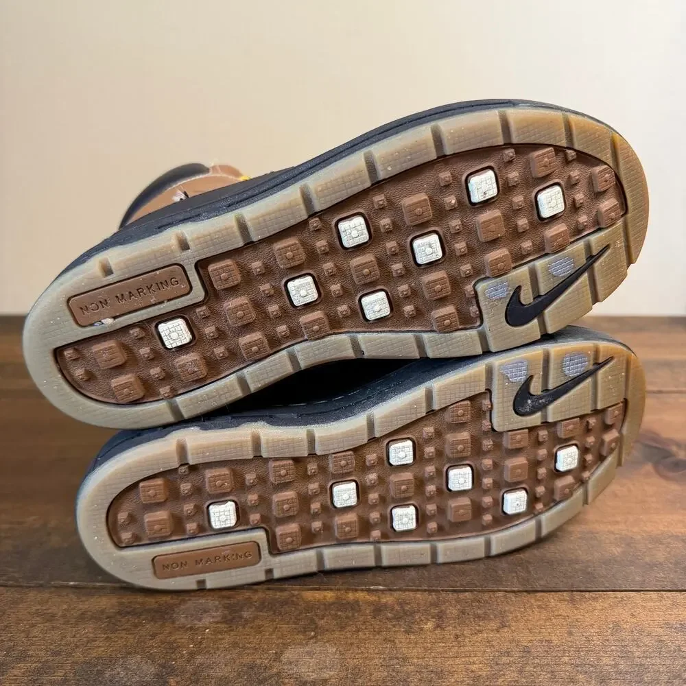Nike ACG Woodside Youth Waterproof Hiking Boots 415077-200 Kids Size 4.5 Y